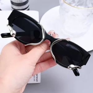 Y2K Snake Sunglasses